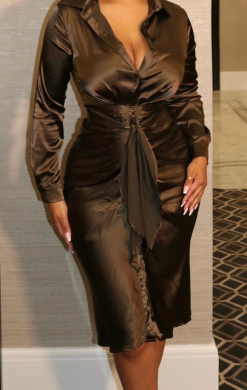 Falling For You Midi Dress | Olive