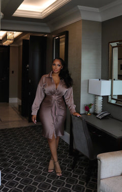 Falling for You Midi Dress | Taupe