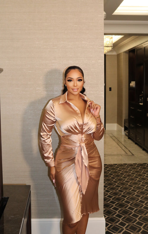 Falling For You Midi Dress | Champagne