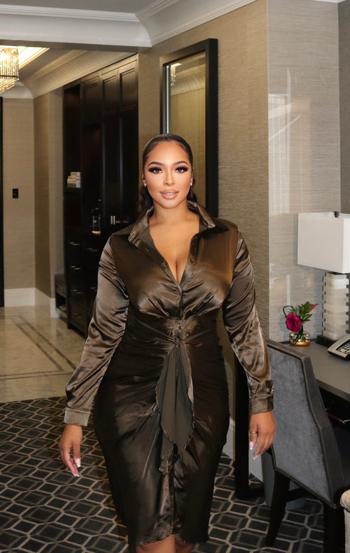 Falling For You Midi Dress | Olive